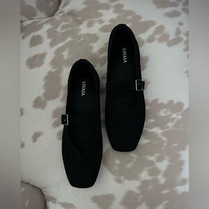 black maryjane flats
